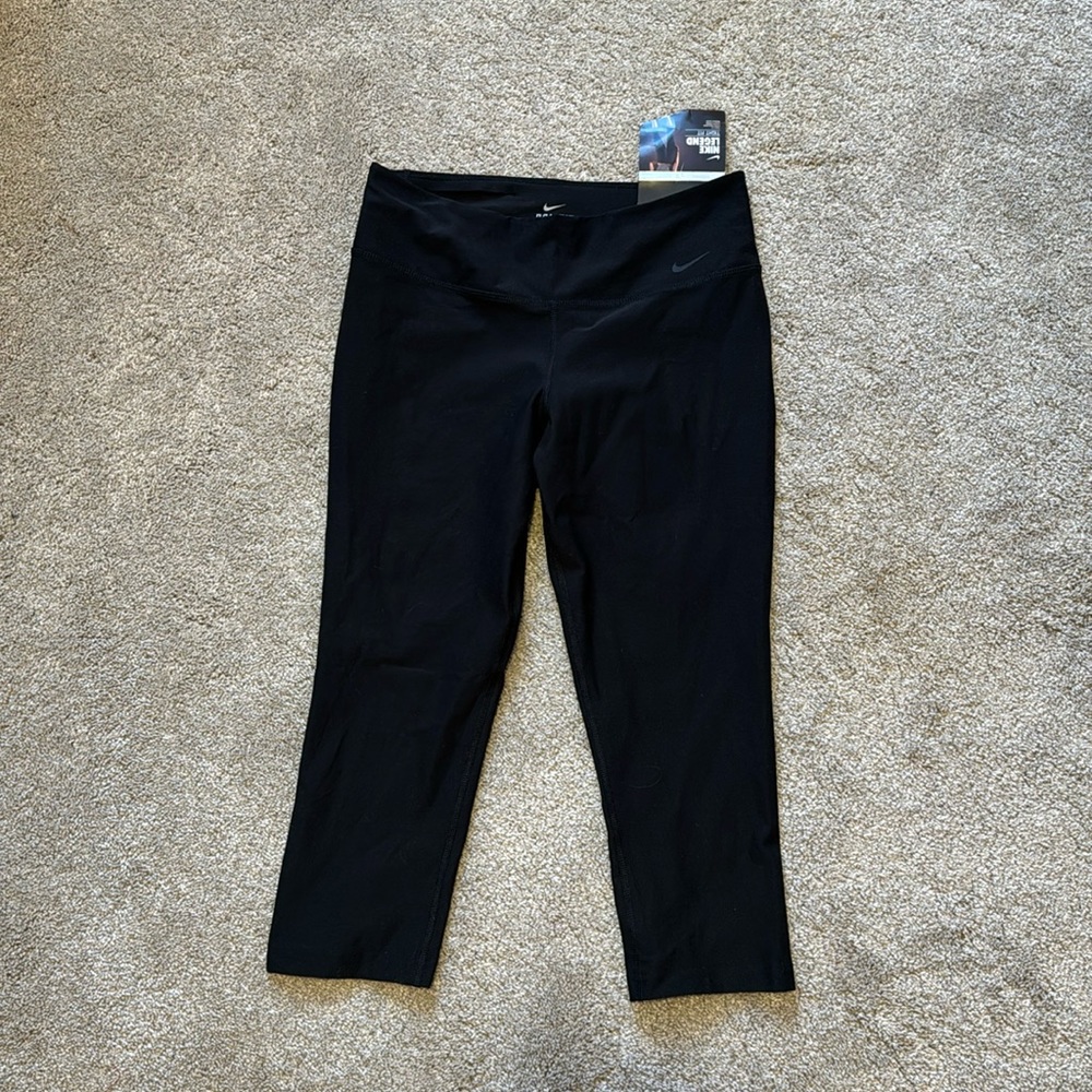 Nike workout crop pants